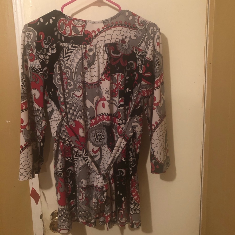 🐸 $8 Cato Brand Dressy Blouse Women Size Medium. - Picture 2 of 7